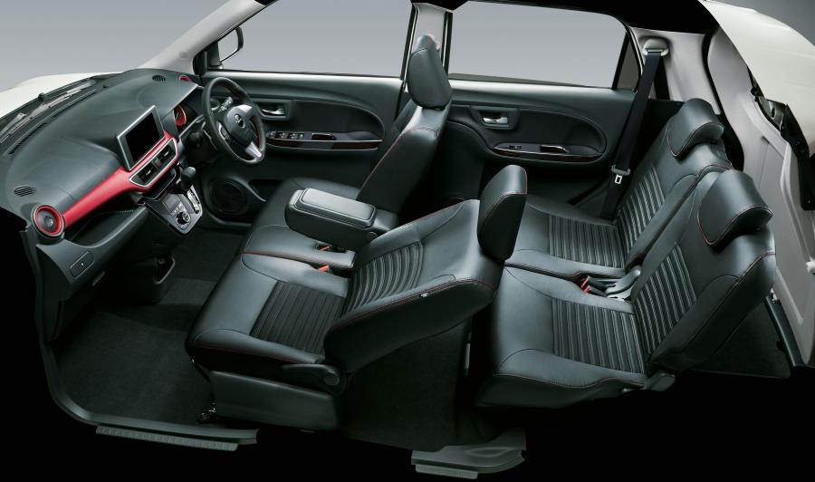 Интерьер Toyota Pixis Joy S 2016 года  (фото 4 из 6)